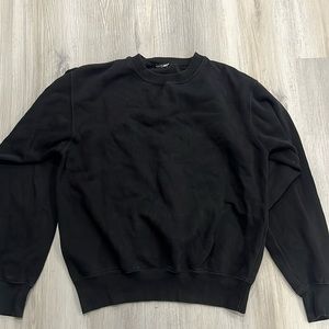 Black crewneck sweatshirt